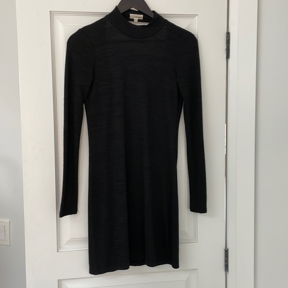 Aritzia Wilfred Free Women's Black Dress Long Sleeve Open Back Knit Mini - Picture 1 of 3